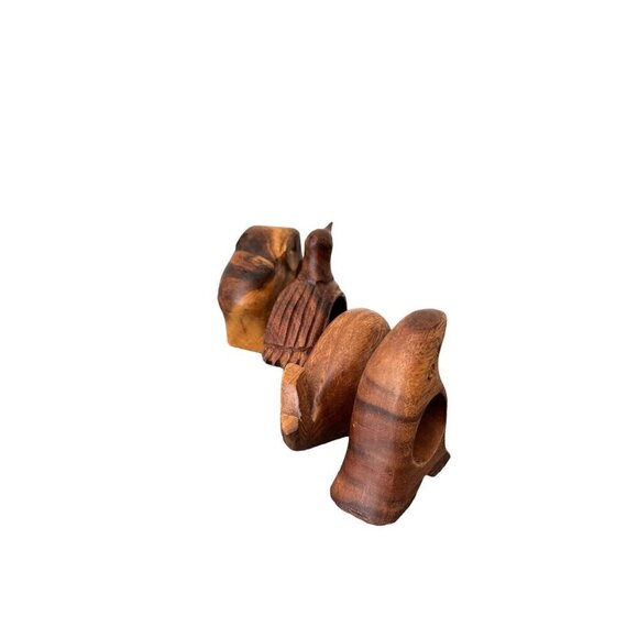 Carved Wood Napkin Rings Set of 4 Whale Elephant, Bird, Sea lion - Picture 4 of 11